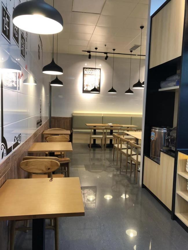 奈哥酸菜鱼门店